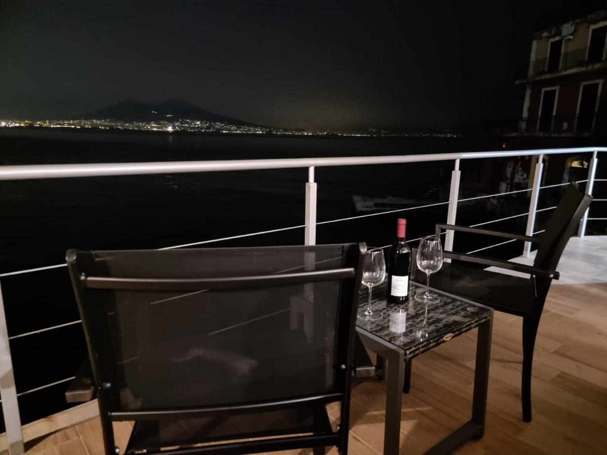 La Casa Sull' Acqua Leilighet Napoli Eksteriør bilde