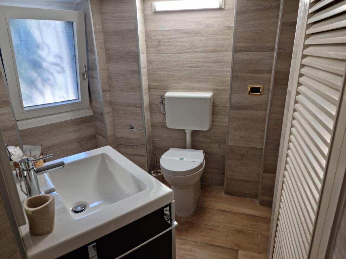 La Casa Sull' Acqua Leilighet Napoli Eksteriør bilde